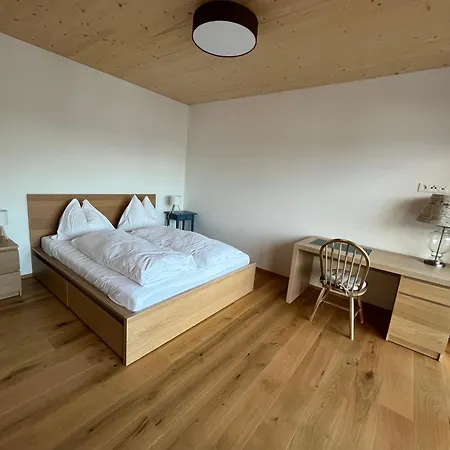 Apartman Laura *
