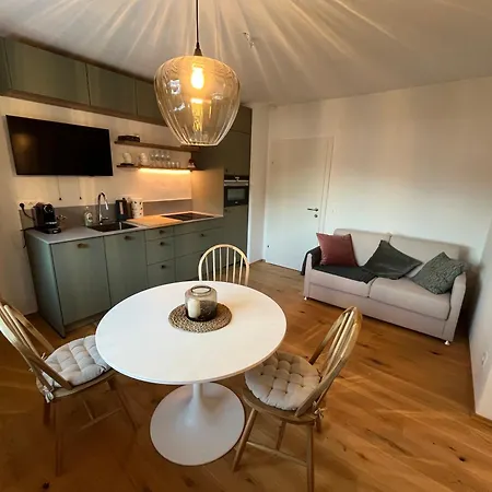 Laura Apartman